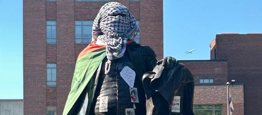 Cover Image for Anti-Semitic Protesters Deface George Washington Statue at GWU