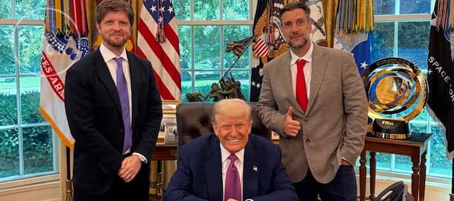 Cover Image for Clay & Buck Visit the Oval Office!
