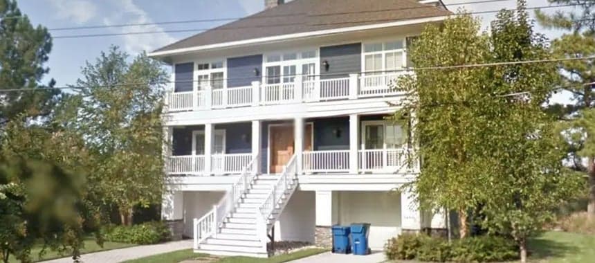 Cover Image for It’s the Border, Stupid: Biden Builds Wall Around Delaware Beach House
