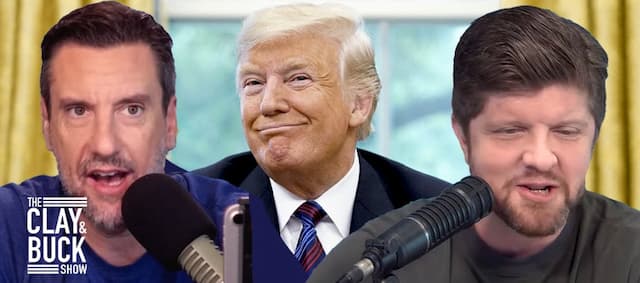 Cover Image for Behind Closed Doors: What Really Happened in the Oval Office
