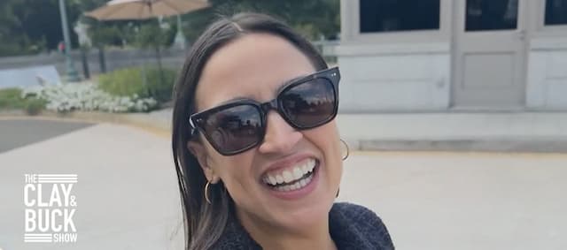Cover Image for Watch Out for AOC: Smiling Avatar of Millennial Discontent
