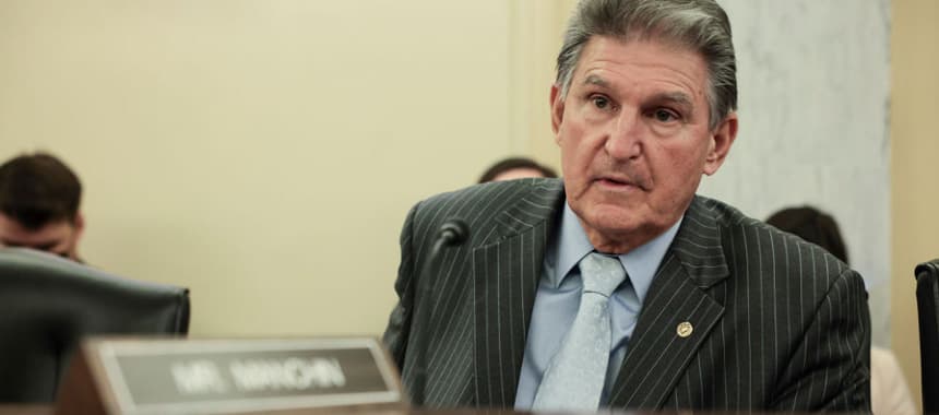 Cover Image for Manchin Under Pressure After Bernie Budget Blowout